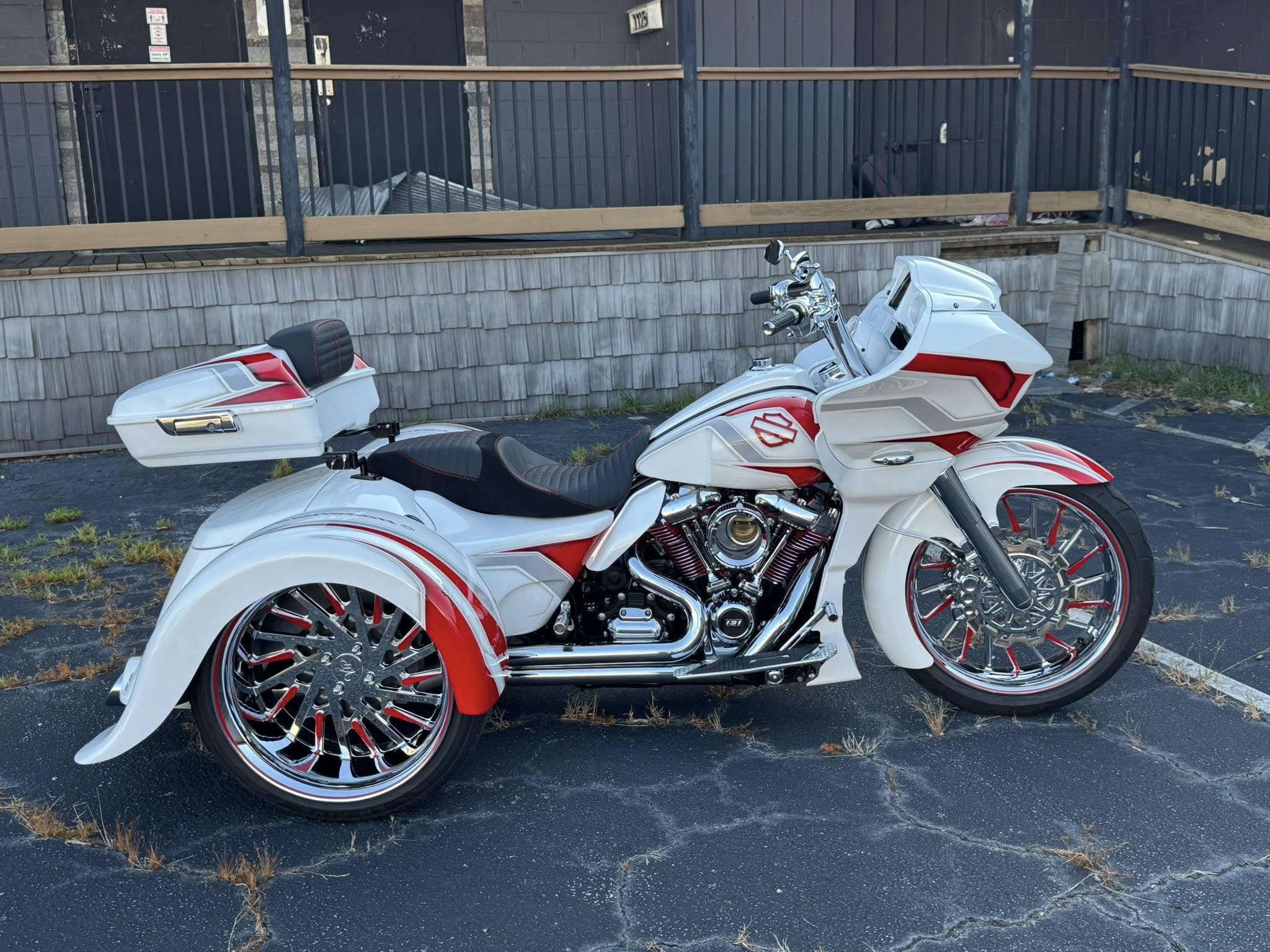 2024 21” Fat Tire RG3 Road Glide Trike