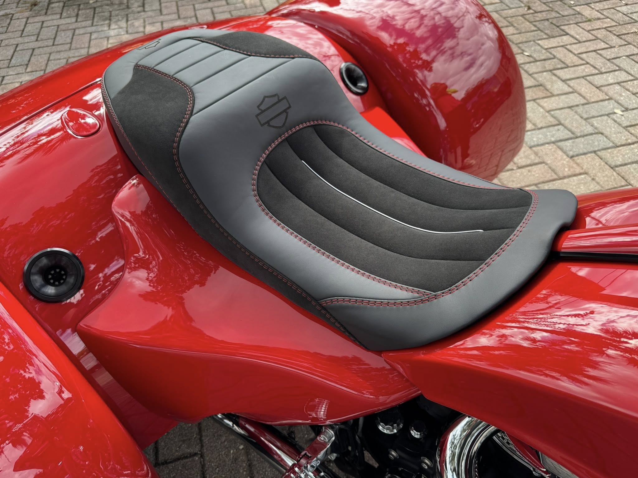 2024 RG3 Road Glide Trike — VIP Collection