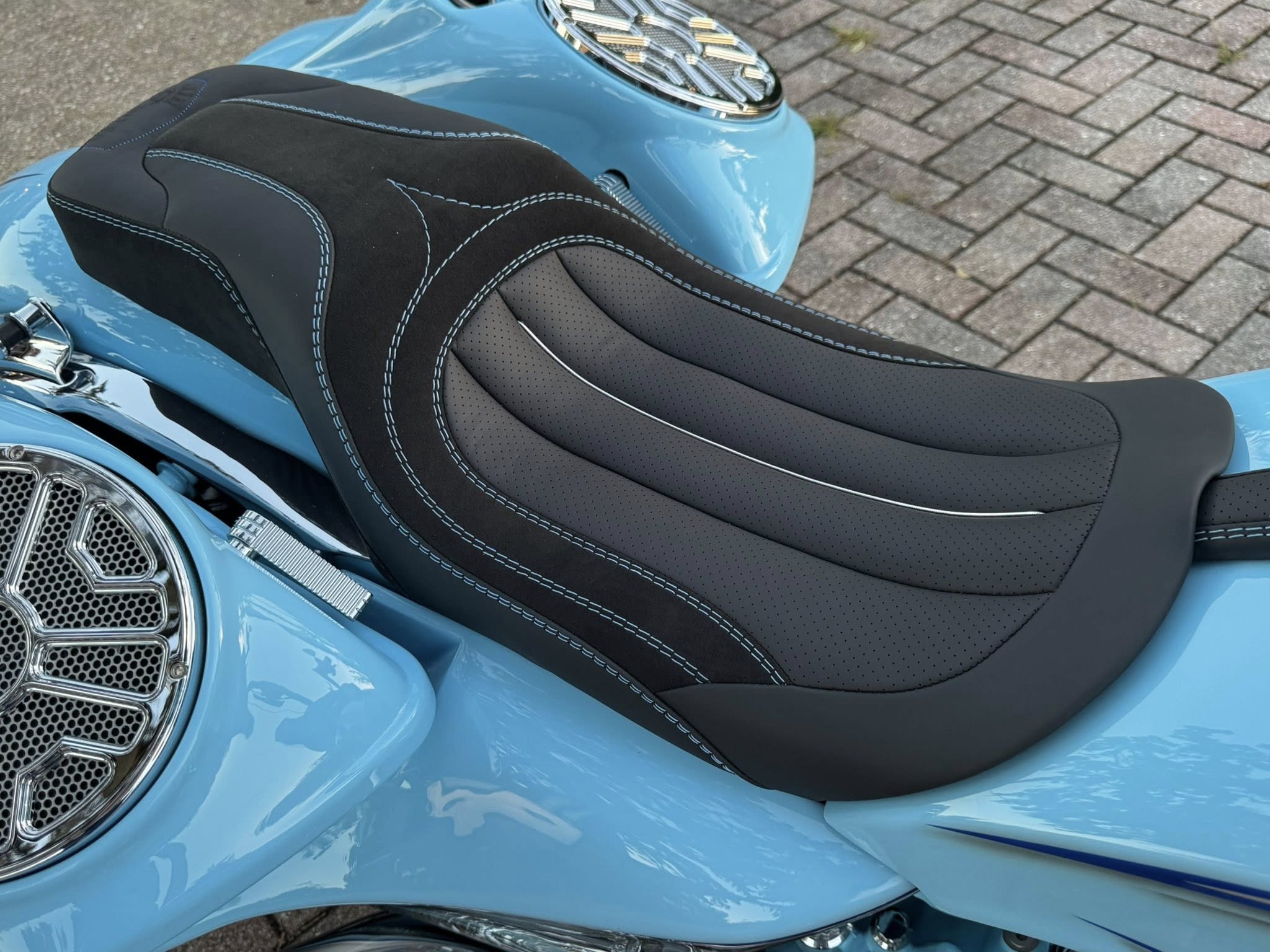 2025 VIP 26" Road Glide