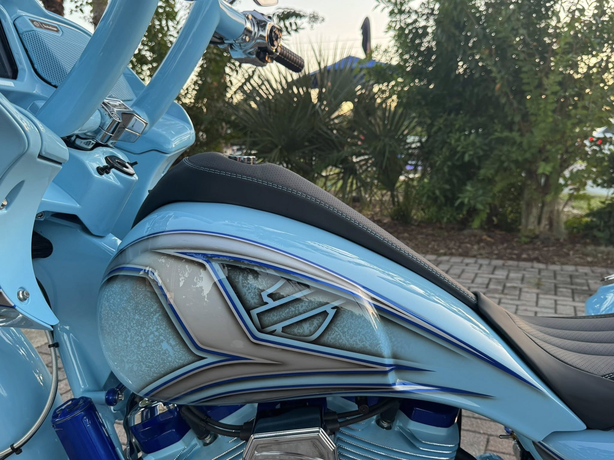 2025 VIP 26" Road Glide