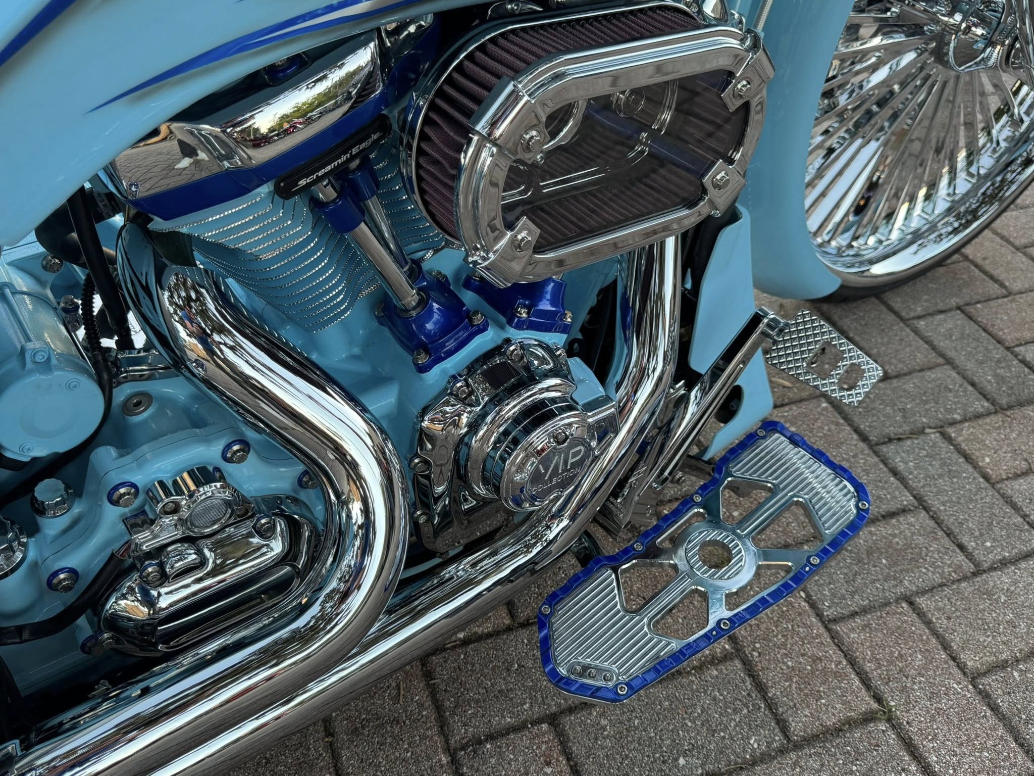 2025 VIP 26" Road Glide