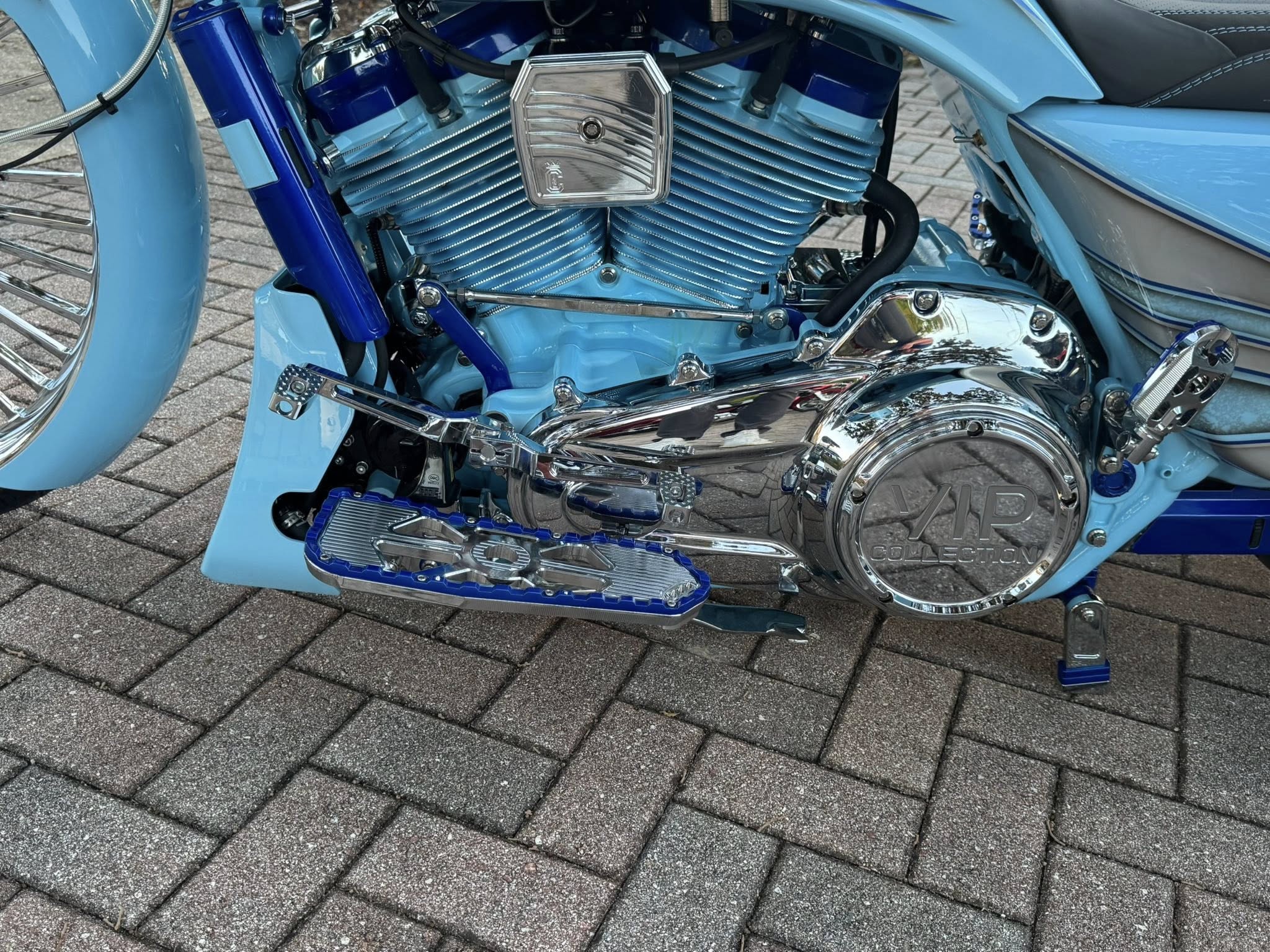 2025 VIP 26" Road Glide