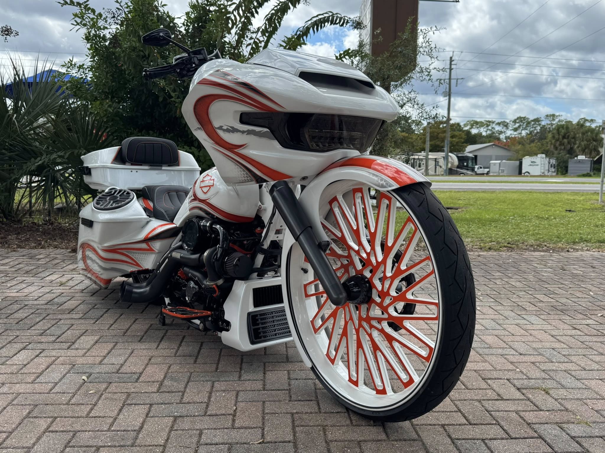 Custom Big Wheel Baggers: Find Yours at Woodlawn Baggers.