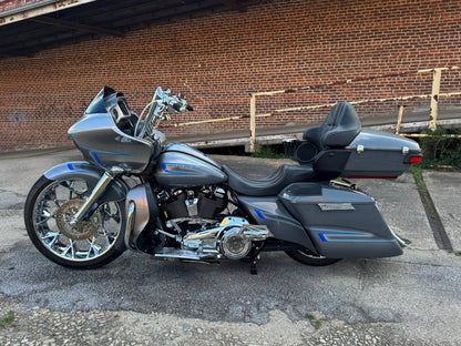 2022 Harley-Davidson Fat Tire Road Glide Limited