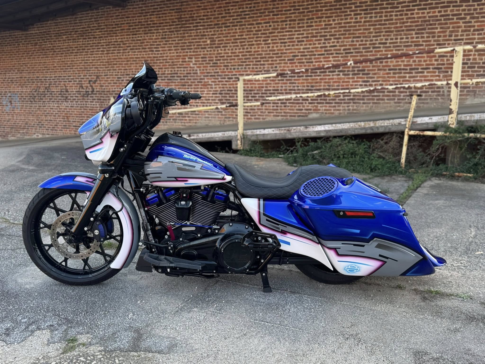 2023 Harley-Davidson Big Motor Street Glide