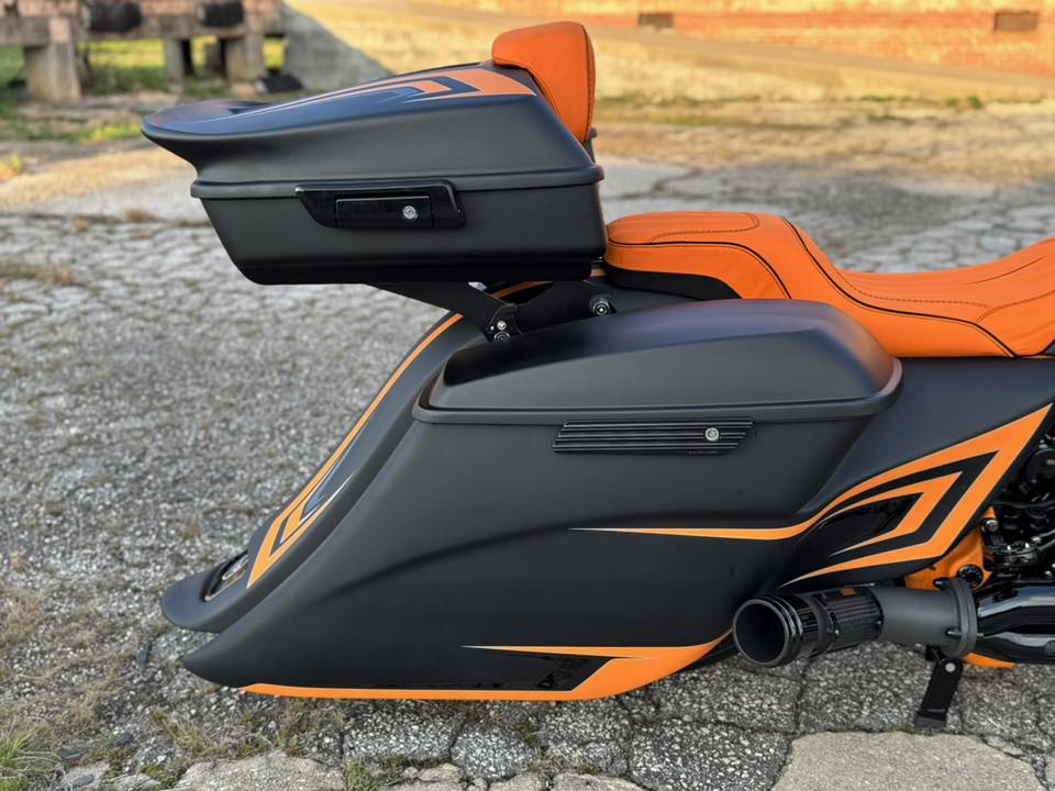 2025 Harley-Davidson Luxury 26” Road Glide