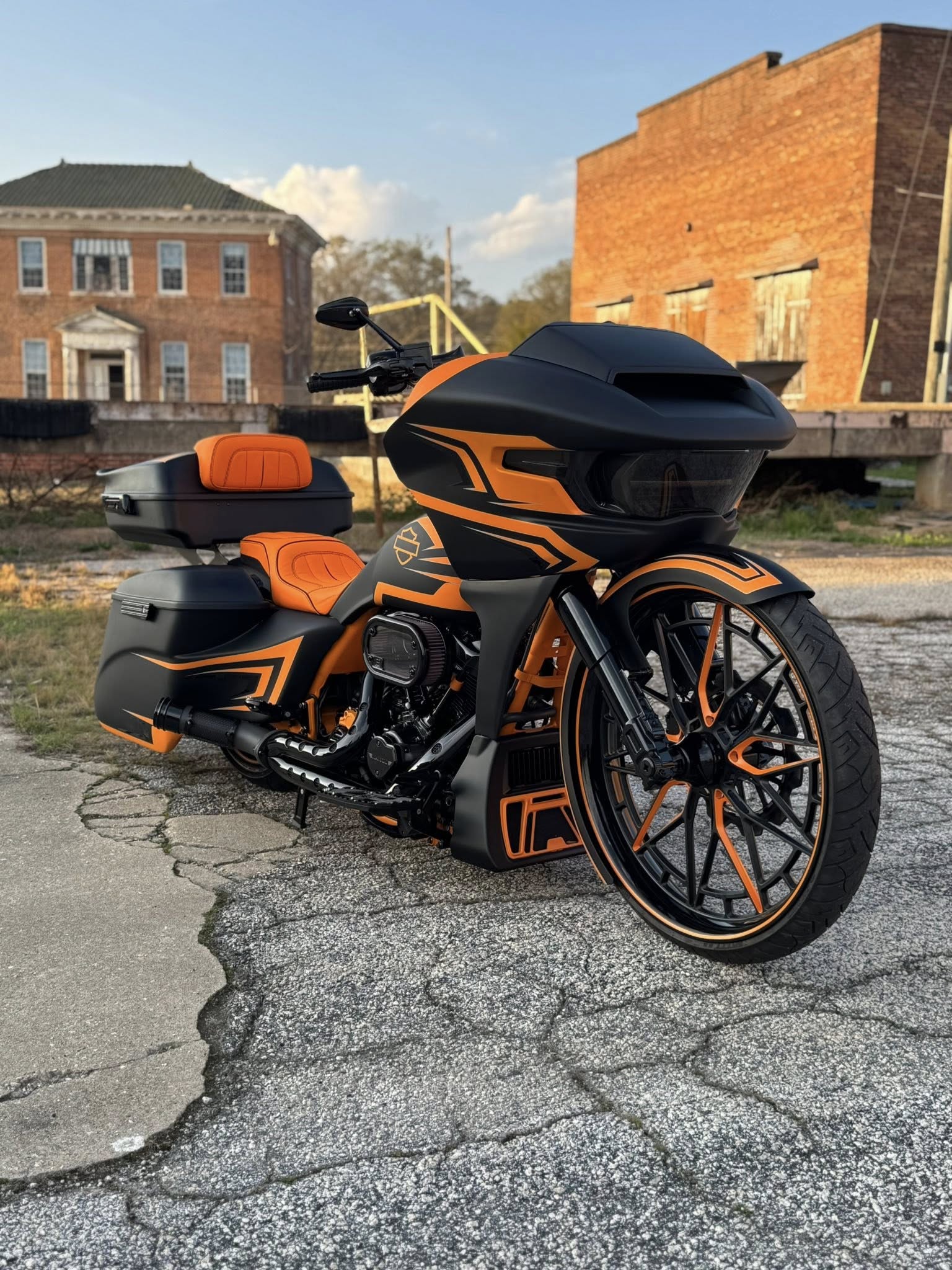 2025 Harley-Davidson Luxury 26” Road Glide