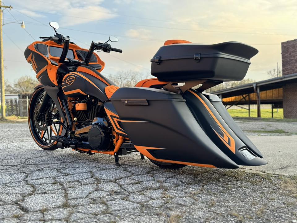 2025 Harley-Davidson Luxury 26” Road Glide