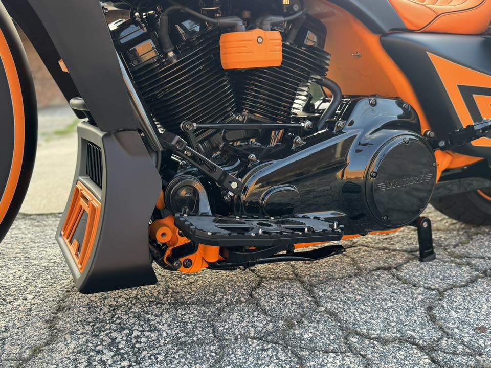 2025 Harley-Davidson Luxury 26” Road Glide