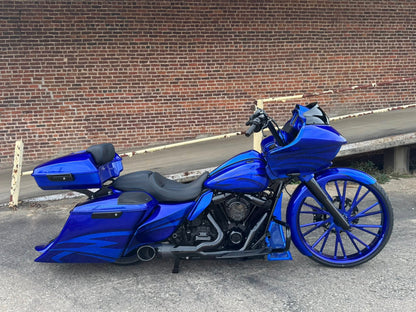 2022 Harley-Davidson Luxury 26” Road Glide ST