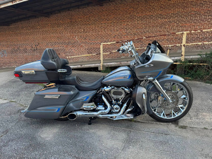 2022 Harley-Davidson 23" Fat Tire Road Glide Limited