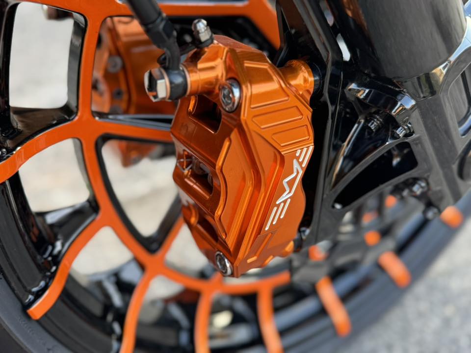 2025 Harley-Davidson “Hybrid” Road Glide