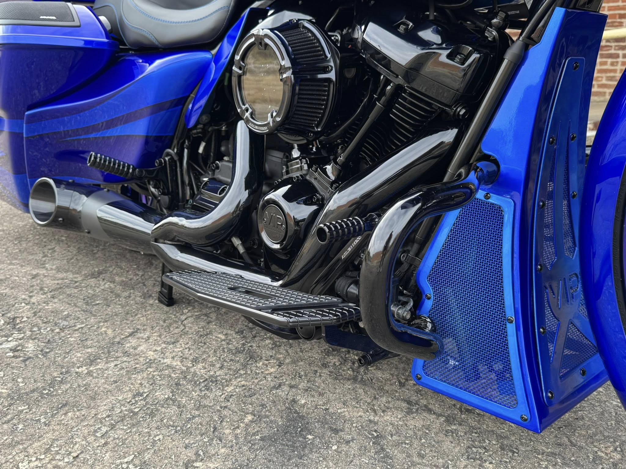 2022 Harley-Davidson Luxury 26” Road Glide ST