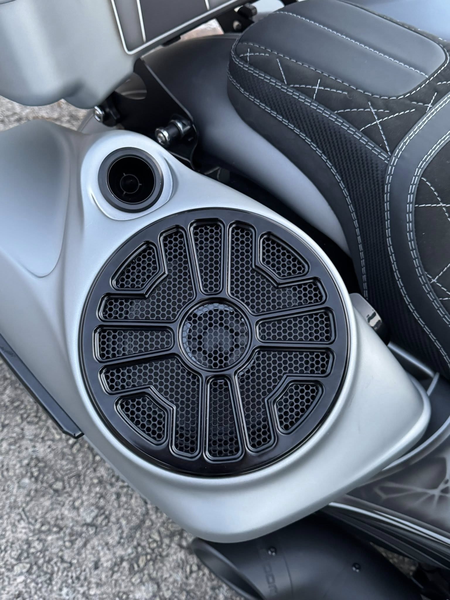 2025 Harley-Davidson Luxury 26" Road Glide