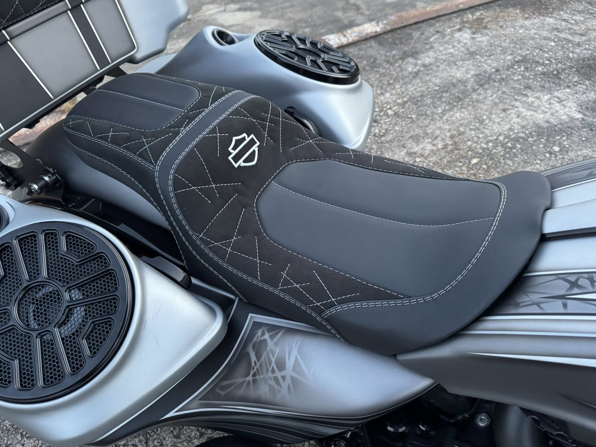 2025 Harley-Davidson Luxury 26" Road Glide