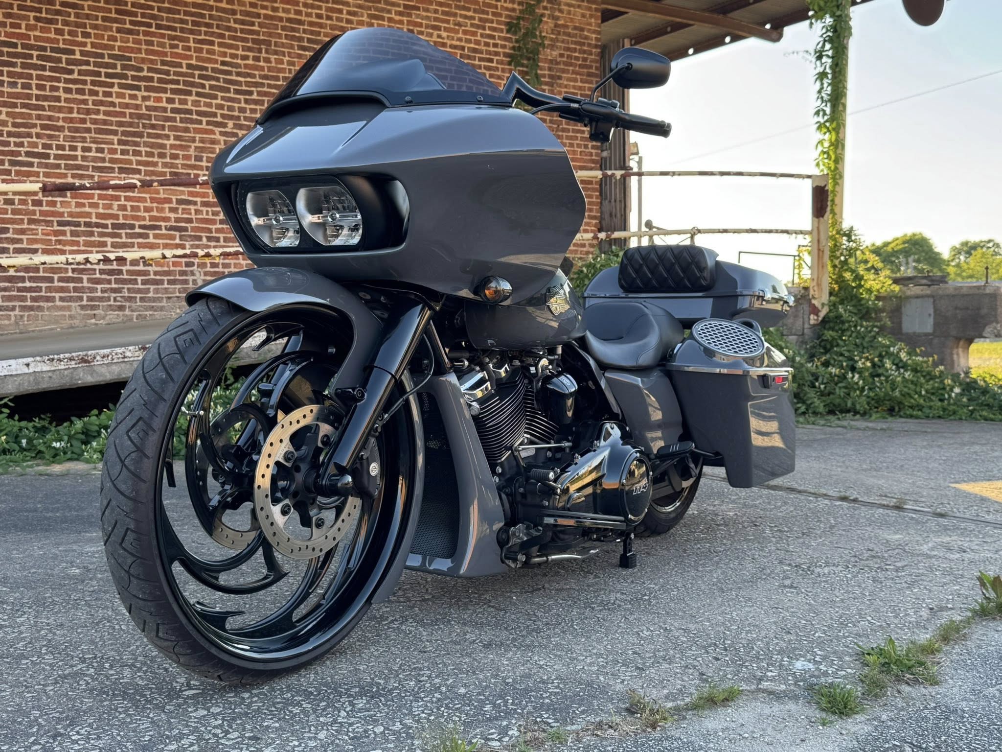 2022 Harley-Davidson 26" Custom Road Glide