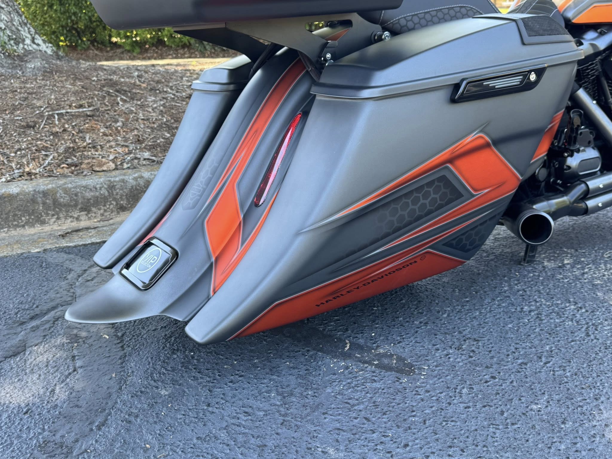2024 Harley-Davidson Luxury 26" Road Glide