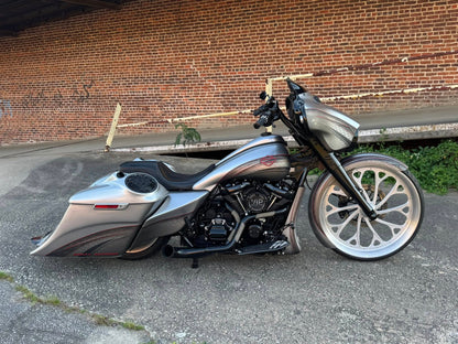 2019 Harley-Davidson Custom Street Glide