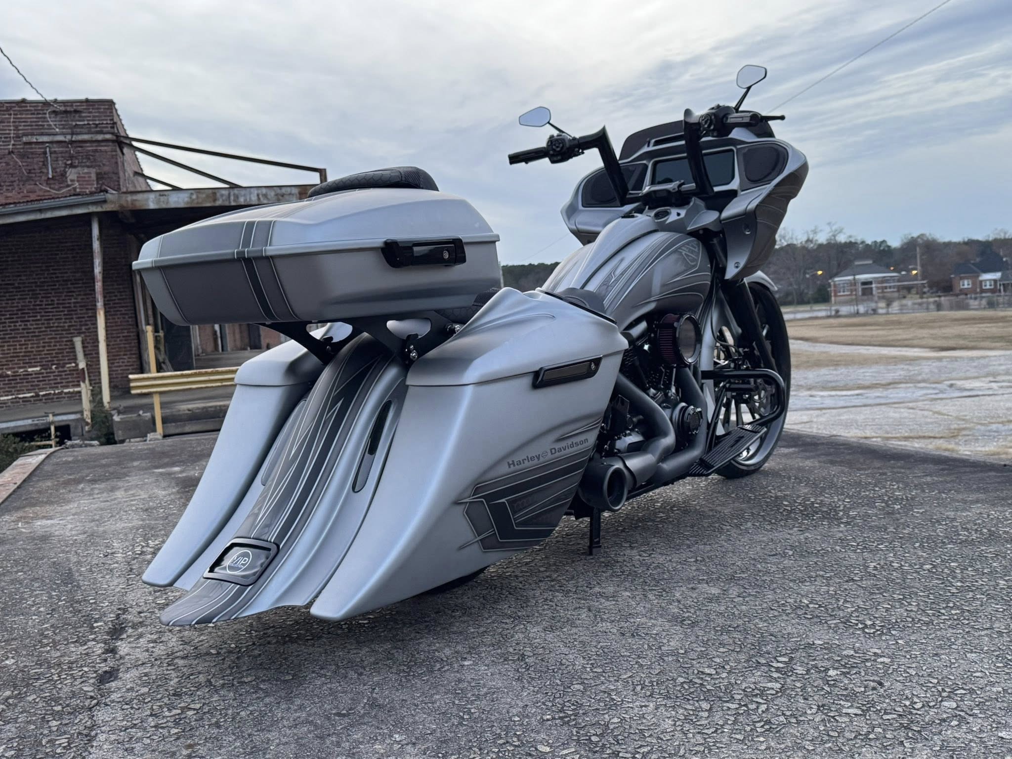 2025 Harley-Davidson Luxury 26" Road Glide