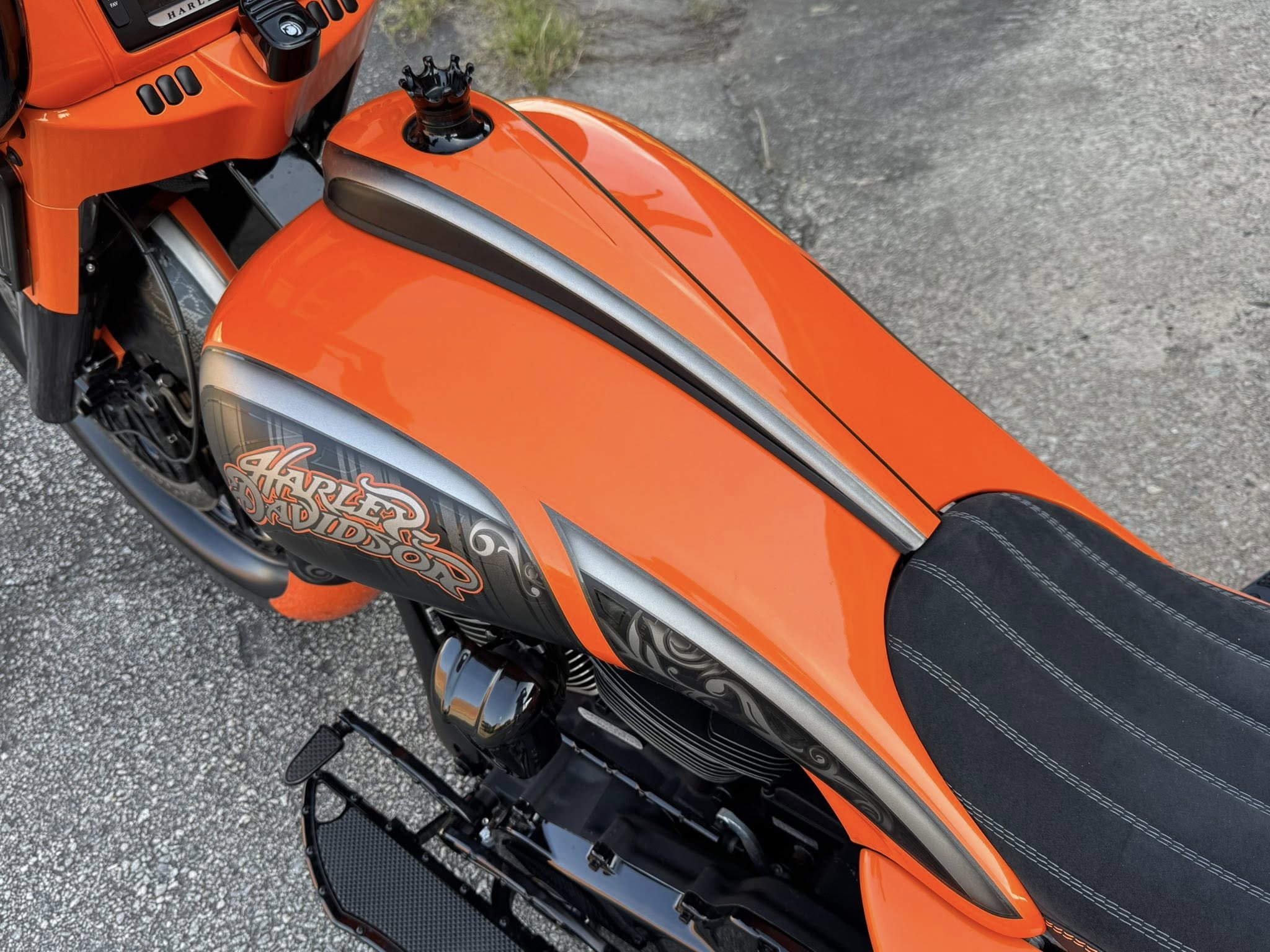 2017 Harley-Davidson 30" Custom Street Glide