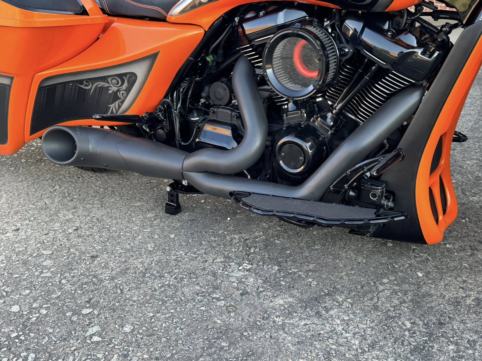 2017 Harley-Davidson 30" Custom Street Glide