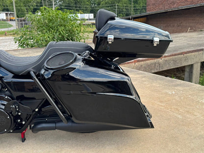 2025 Harley-Davidson Custom Road Glide