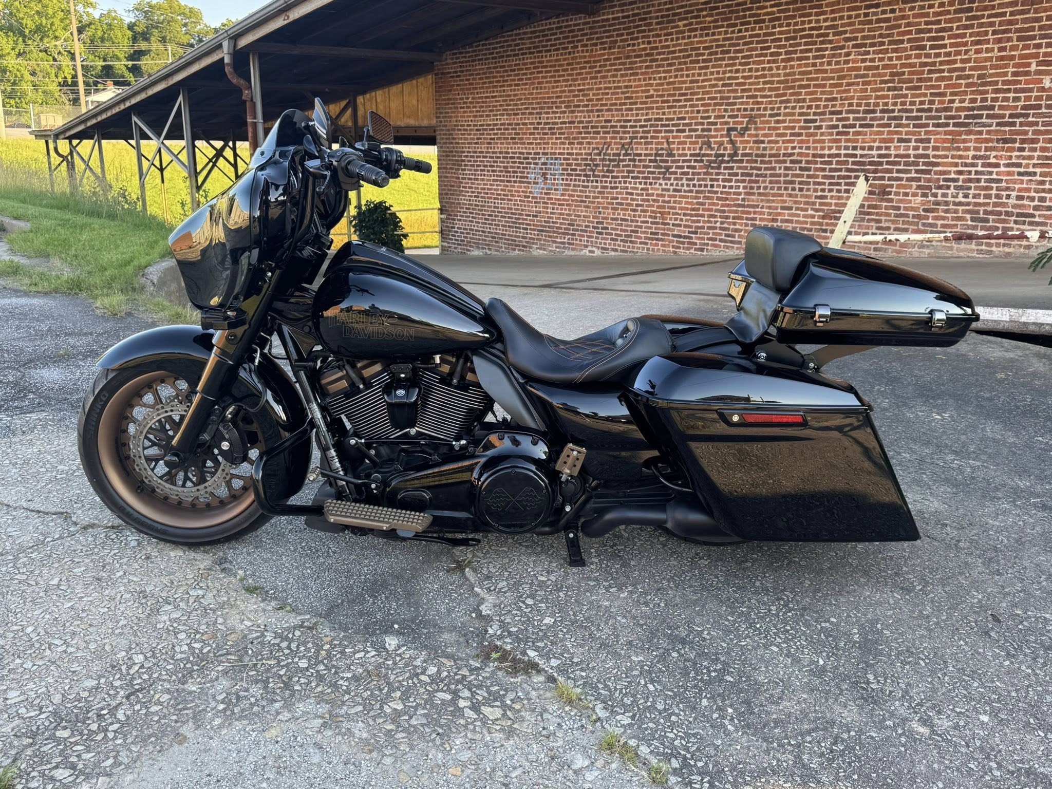 2023 Harley-Davidson Street Glide ST Fat Tire Custom