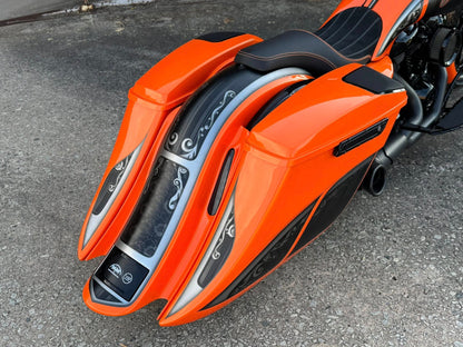 2017 Harley-Davidson 30" Custom Street Glide