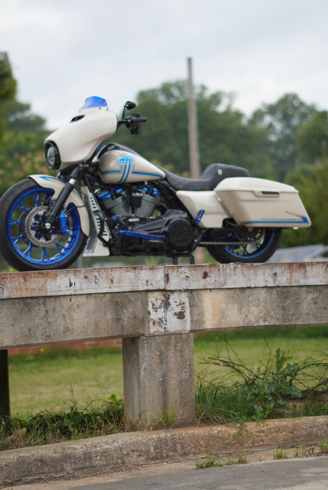 2023 21” Fat Tire Road Glide Hybrid