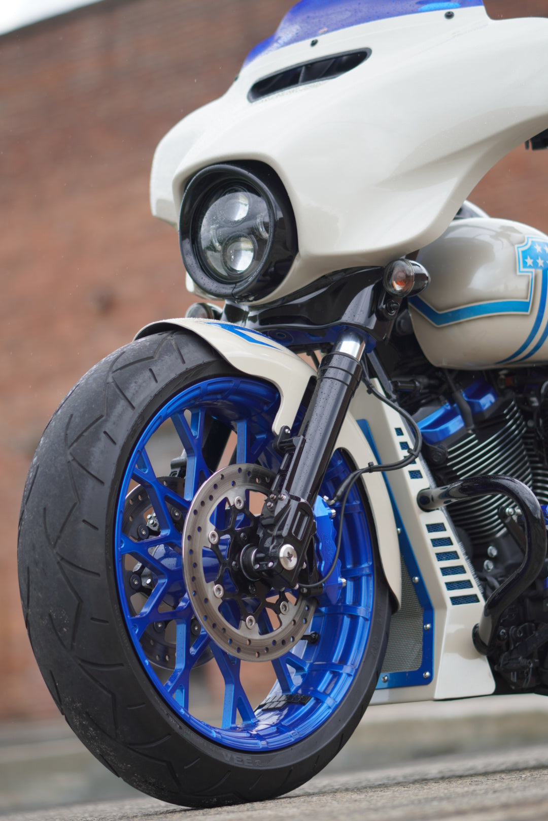 2023 21” Fat Tire Road Glide Hybrid