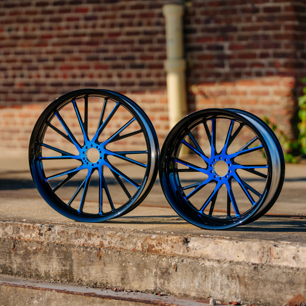 21-18" Dual Color Wheel Sets